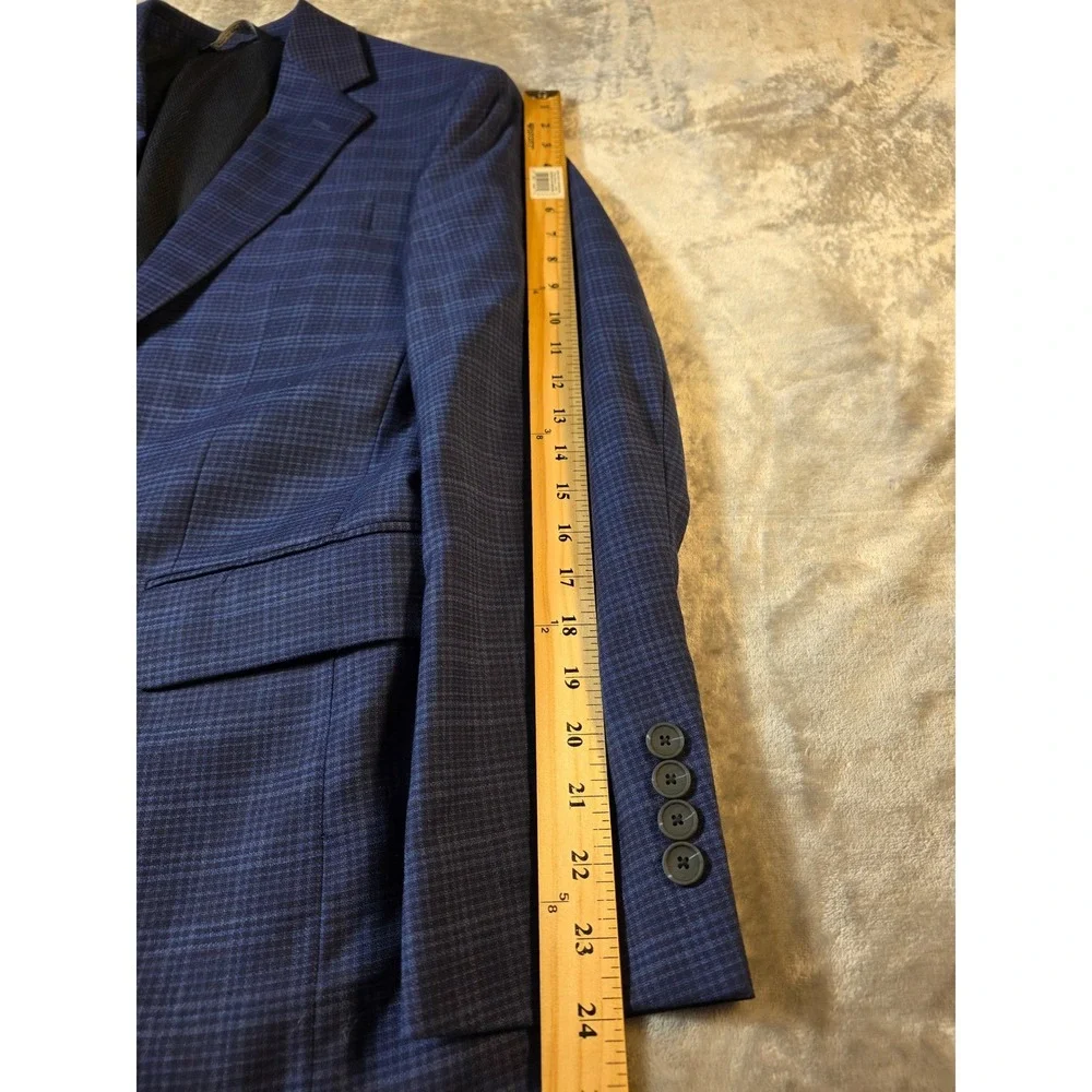 Jos. A. Bank  Traveler Travel Tech Slim Fit Wool Blend Blazer Men 38S Blue Plaid - Picture 7 of 10